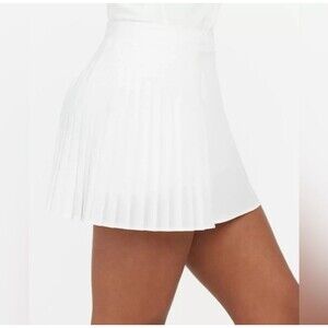 SPANX New Women’s LARGE Get Moving Pleated Skort Skirt Shorts White Booty Boost